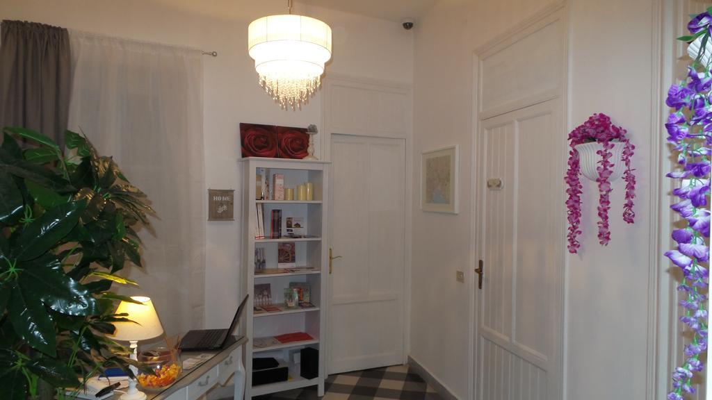 Bb Essenze Bed & Breakfast Палермо Екстериор снимка