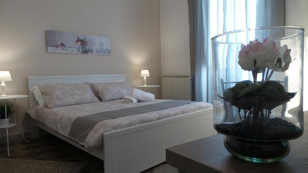Bb Essenze Bed & Breakfast Палермо Екстериор снимка