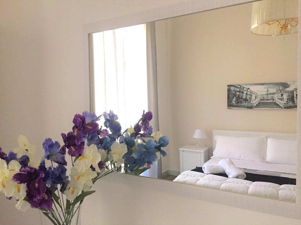 Bb Essenze Bed & Breakfast Палермо Екстериор снимка