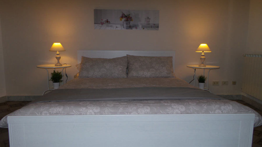 Bb Essenze Bed & Breakfast Палермо Екстериор снимка