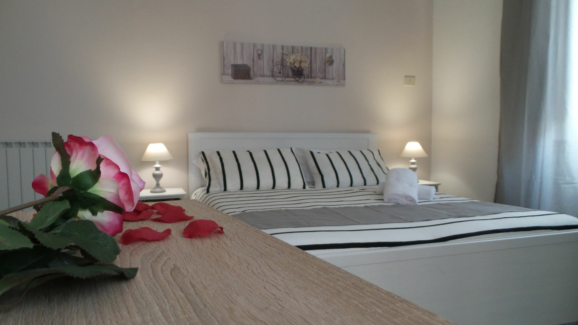 Bb Essenze Bed & Breakfast Палермо Екстериор снимка